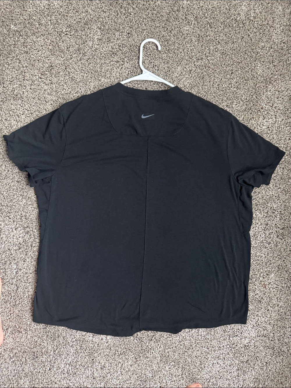 Nike Women’s Dri- Fit Tee ( Size L ) - Picture 3 of 4